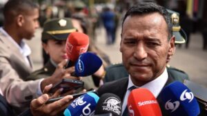 Falta de quórum levantó la moción de censura al ministro de Defensa